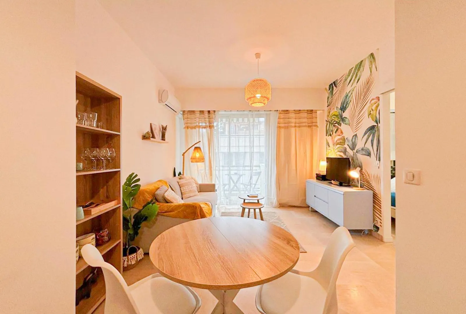 Apartment Plage, Promenade & Confort - Wifi, Ac, 4 Pers Nice France